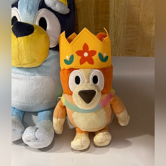 Bluey Talking plush 12 inch and bingo - Picture 3 of 8